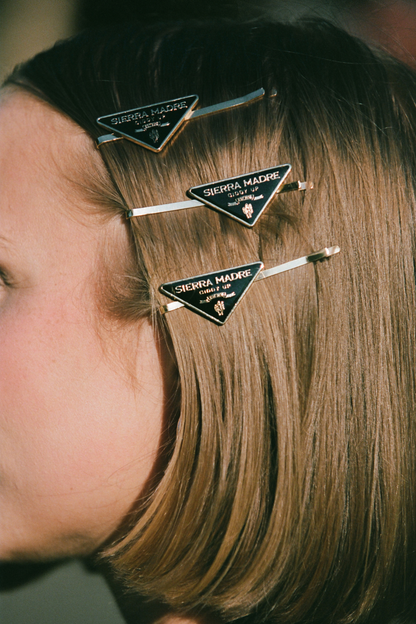 The Ball Marker Hair Clip